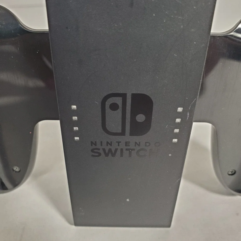 PowerA Nintendo Switch Joy-Con‎ Comfort Grip Super Mario Pixel Fire Mario 2017
